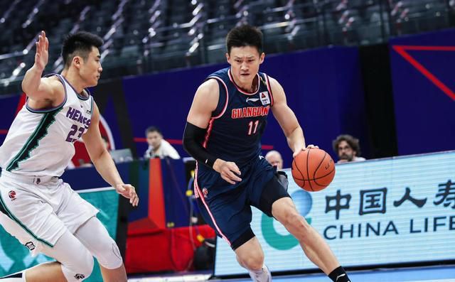 我为什么不敢？萧常坤冷声喝道：我告诉你。